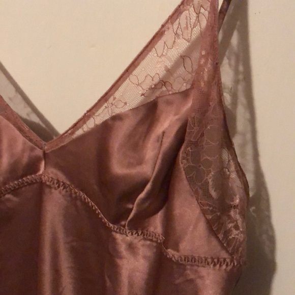 VS Slip - Picture 2 of 5